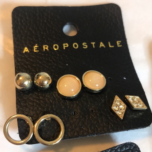 AEROPOSTALE JEWELRY LOT NEW ON CARDS - Picture 2 of 9